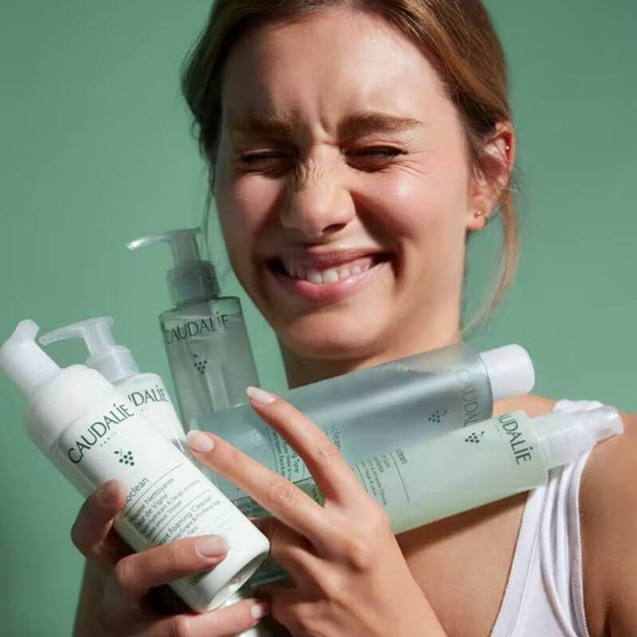 CAUDALIE - Vinoclean Huile de Soin Démaquillante à l'Huile d'Amande Douce + Ricin - 150ml