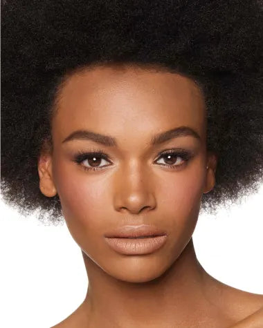 charlotte-tilbury-cheek-to-chic-blush-pillow-talk
