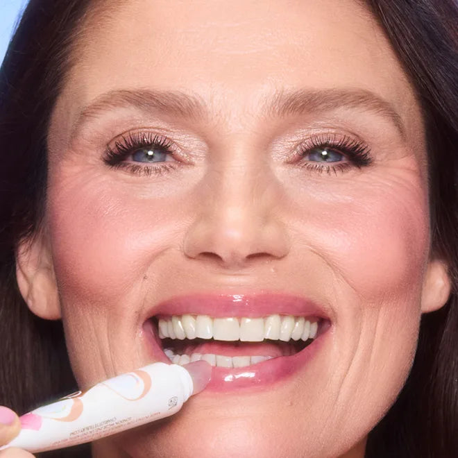 CHARLOTTE TILBURY - Unreal Lips Healthy Glow Nectar Oil - réf Coconut Water