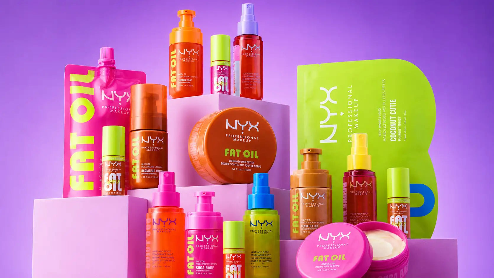 Un contenant cylindrique orange vif pour l’huile hydratante pour le maquillage NYX Professional, avec un couvercle assorti et un marquage audacieux.