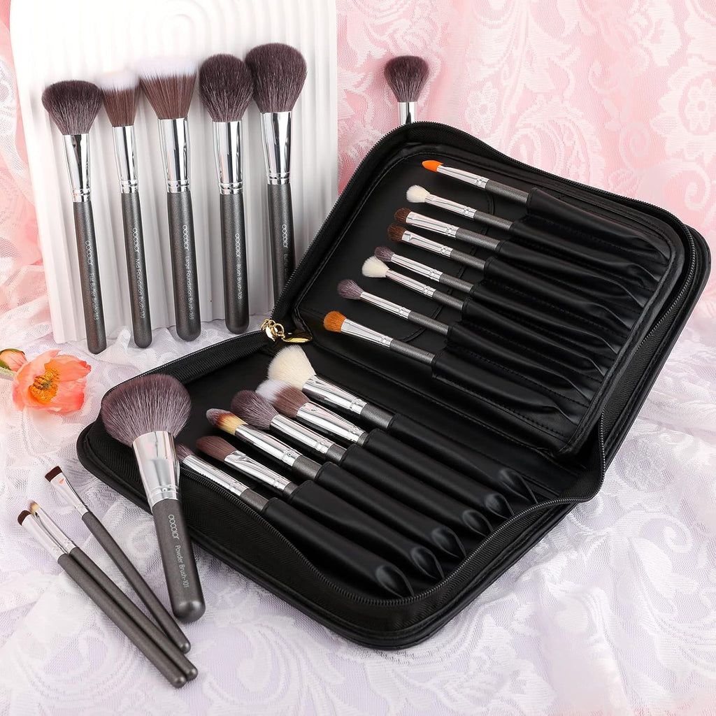 DOCOLOR - Studio Series Professional - 29 Pieces Book Makeup Brush Set + Trousse en Cuir