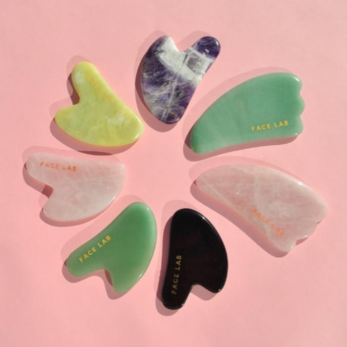 facelab-feather-gua-sha-green-aventurine