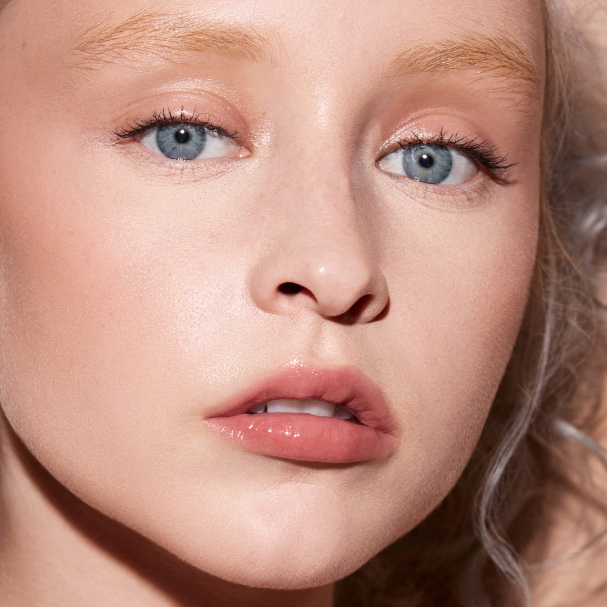 FENTY Beauty - Gloss Bomb Cream - réf Fenty glow 02