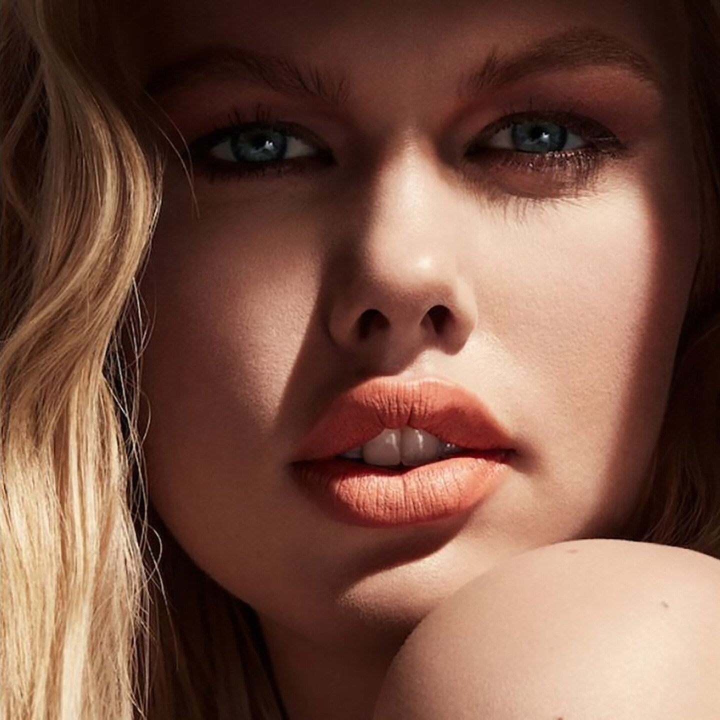 fenty-beauty-pro-filtr-mini-instant-retouch-setting-powder-butter