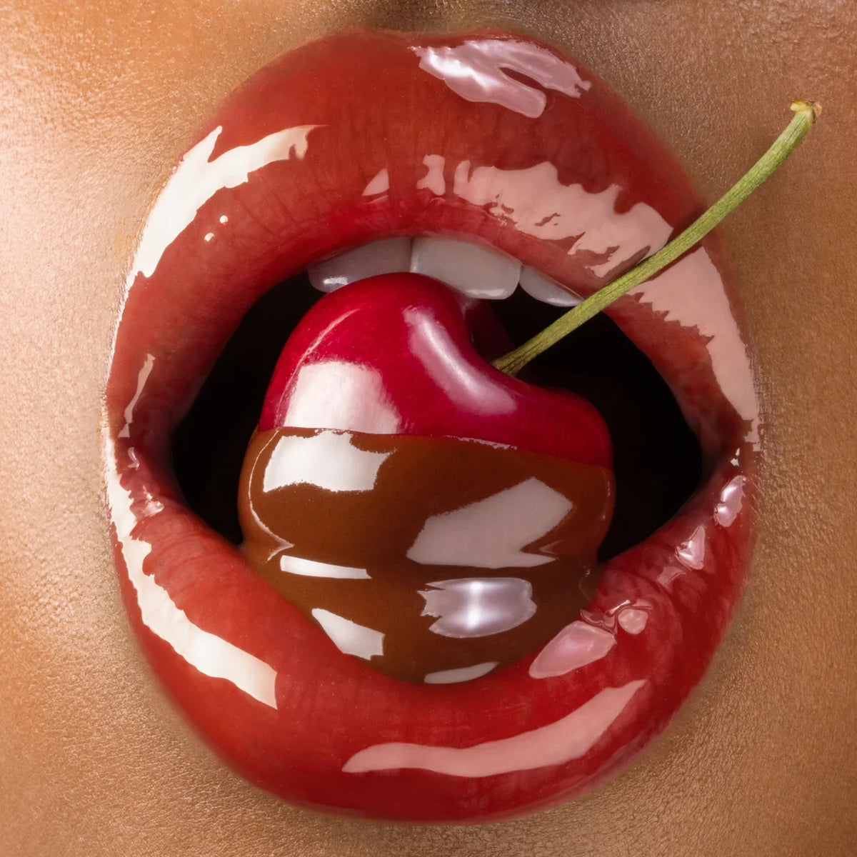 GISOU - Honey Infused Lip Oil - réf Cherry Chocolate