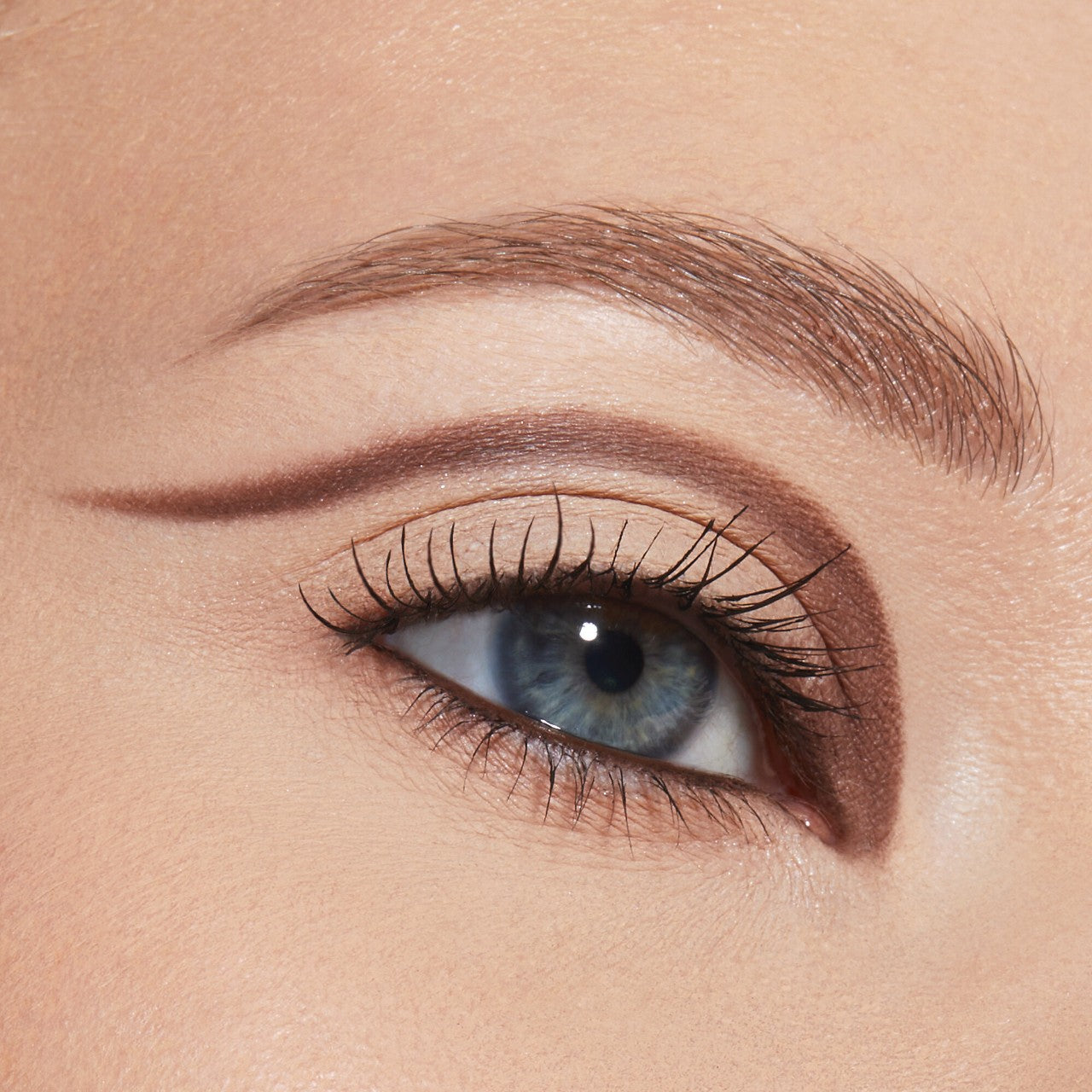 huda-beauty-creamy-khol-ref-very-brown