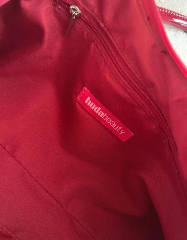 HUDA BEAUTY - Sac à Main Rouge