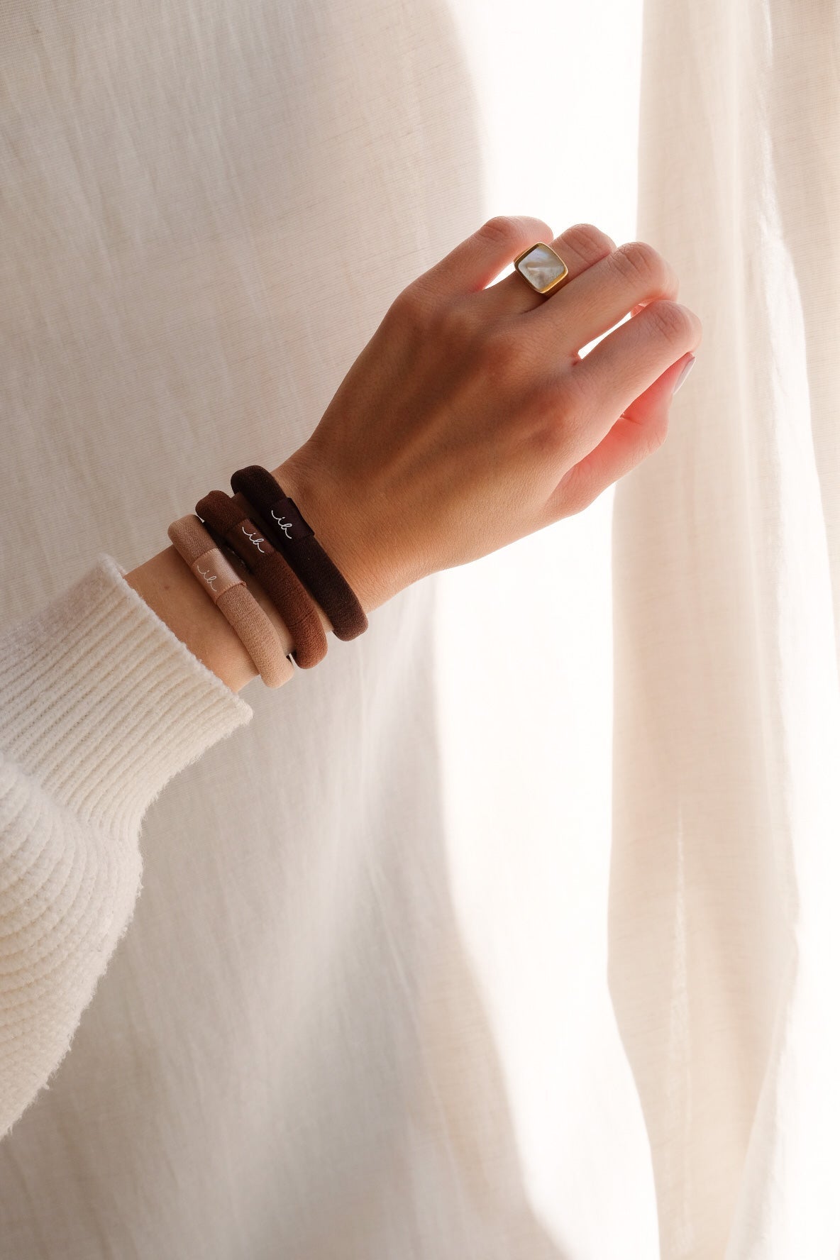 INVISIBOBBLE - HAIR TIE MOCHA - EARTH (5pcs)