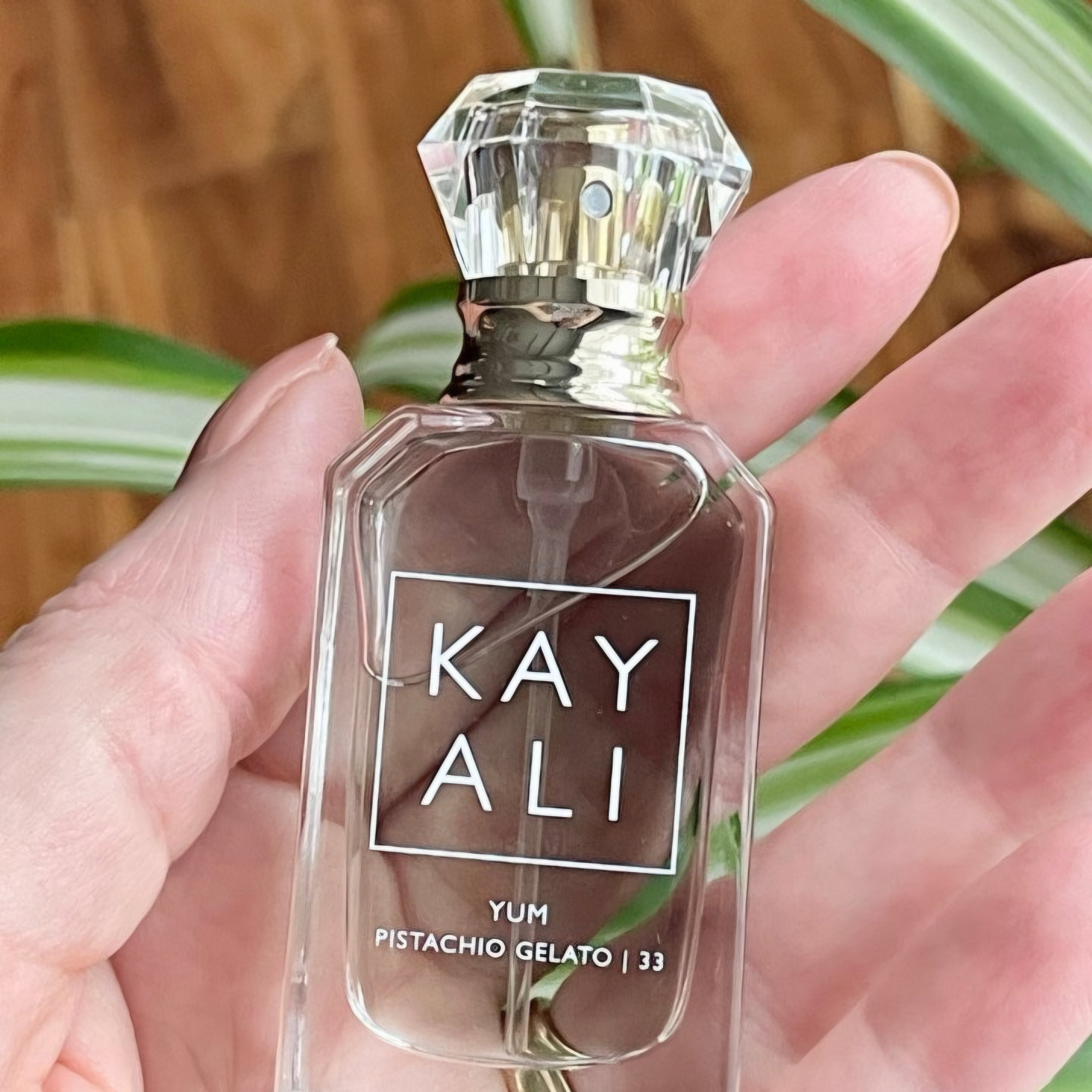 KAYALI - MINI Yum Pistachio Gelato | 33 Eau de Parfum - 10ml