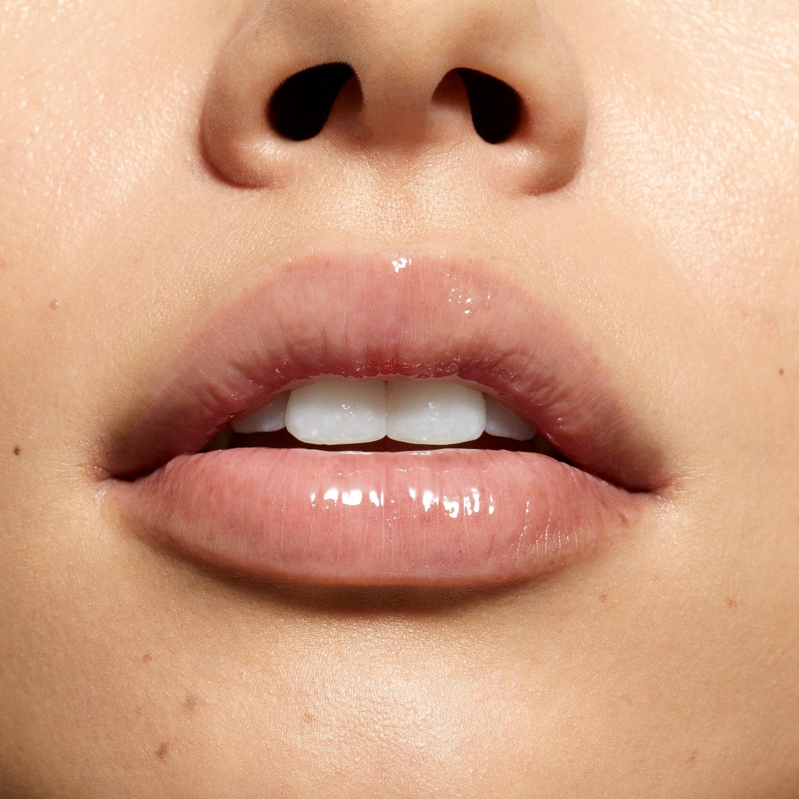 KYLIE Jenner -lip butter- vanilla caramel 10g