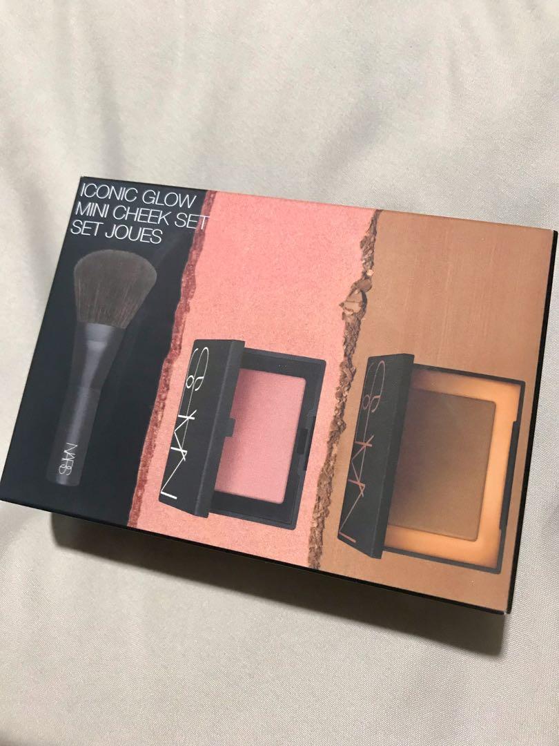 nars-iconic-glow-mini-cheek-set-3pcs