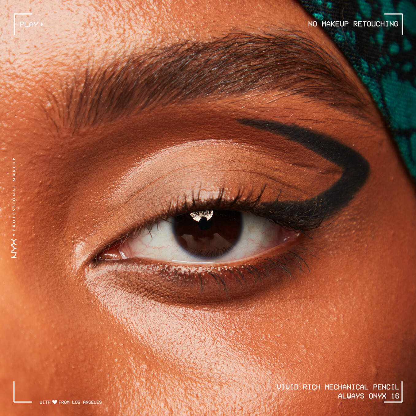 NYX - Vivid rich- ref 16 Always onyx