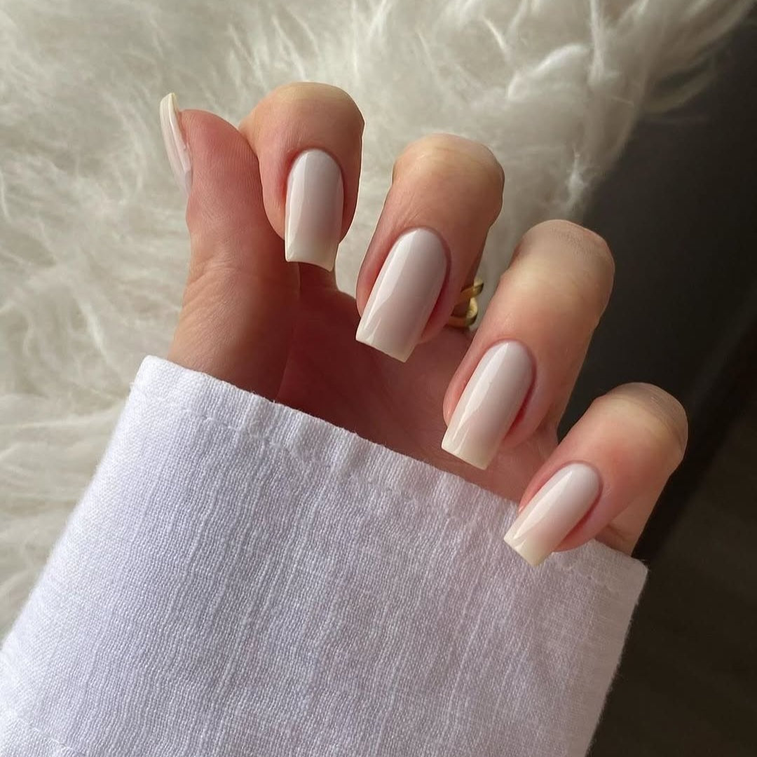 PASTEL - Nail Polish - réf 19 Fuzzy White