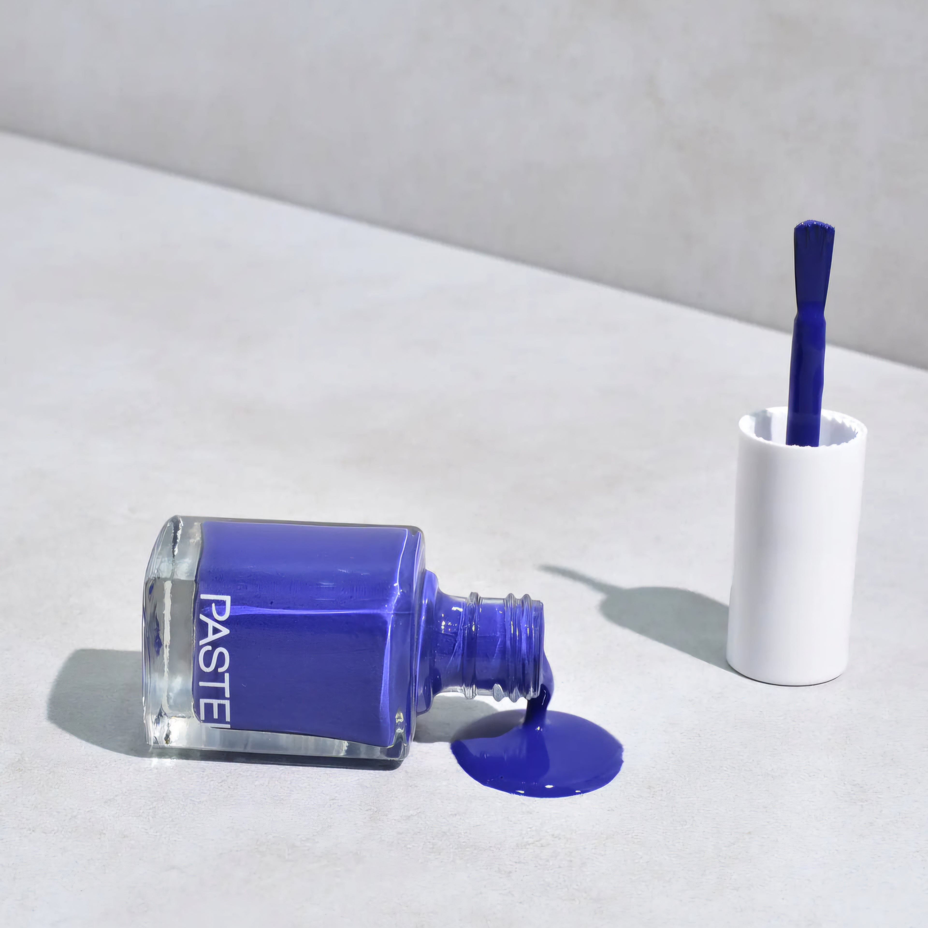 PASTEL - Nail Polish - réf 229 Royal Blue