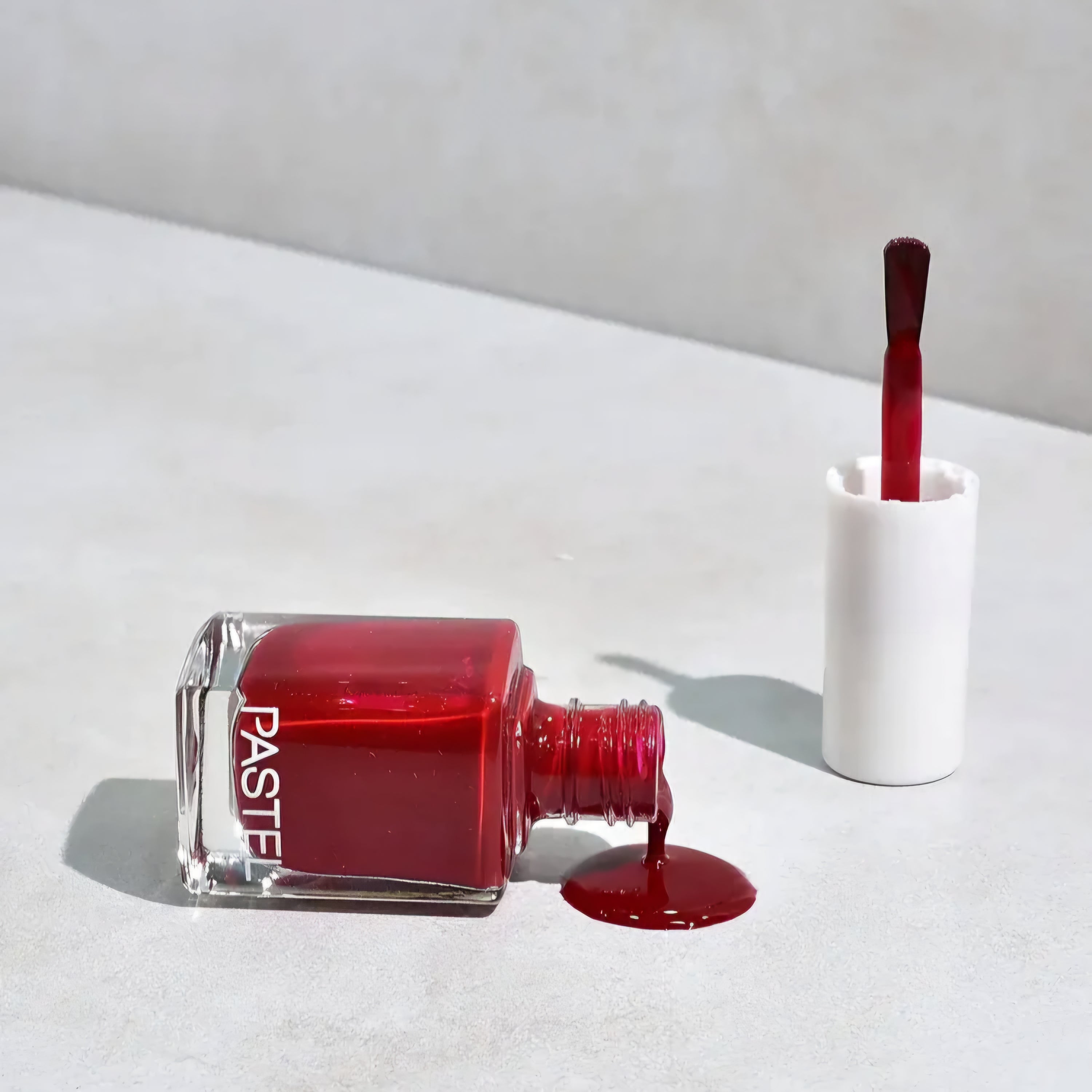 PASTEL - Nail Polish - réf 33 Wild Red