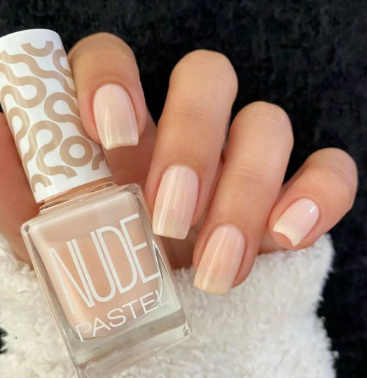 PASTEL - Nude Nail Polish - réf 755 Beige