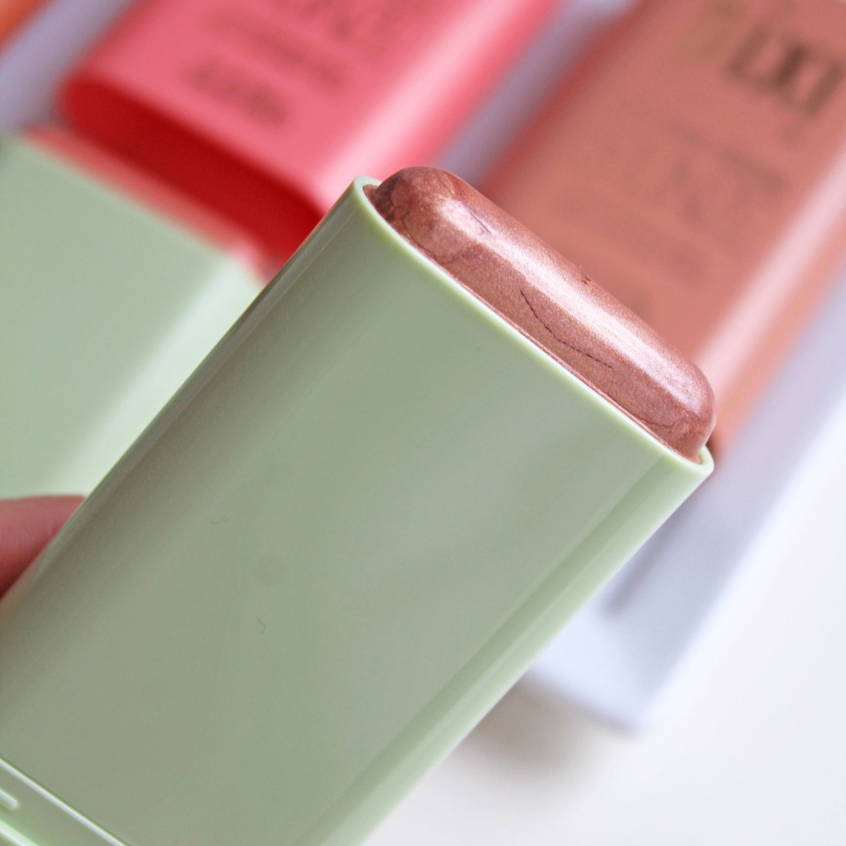 PIXI - ON-THE-GLOW BRONZE - réf SoftGlow