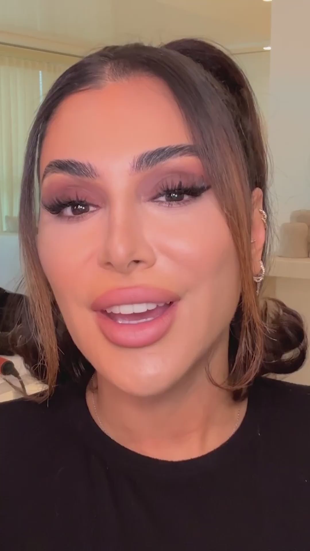 Charger la vidéo : HUDA BEAUTY - Blush Filter - Blush Liquide - réf Bubblegum