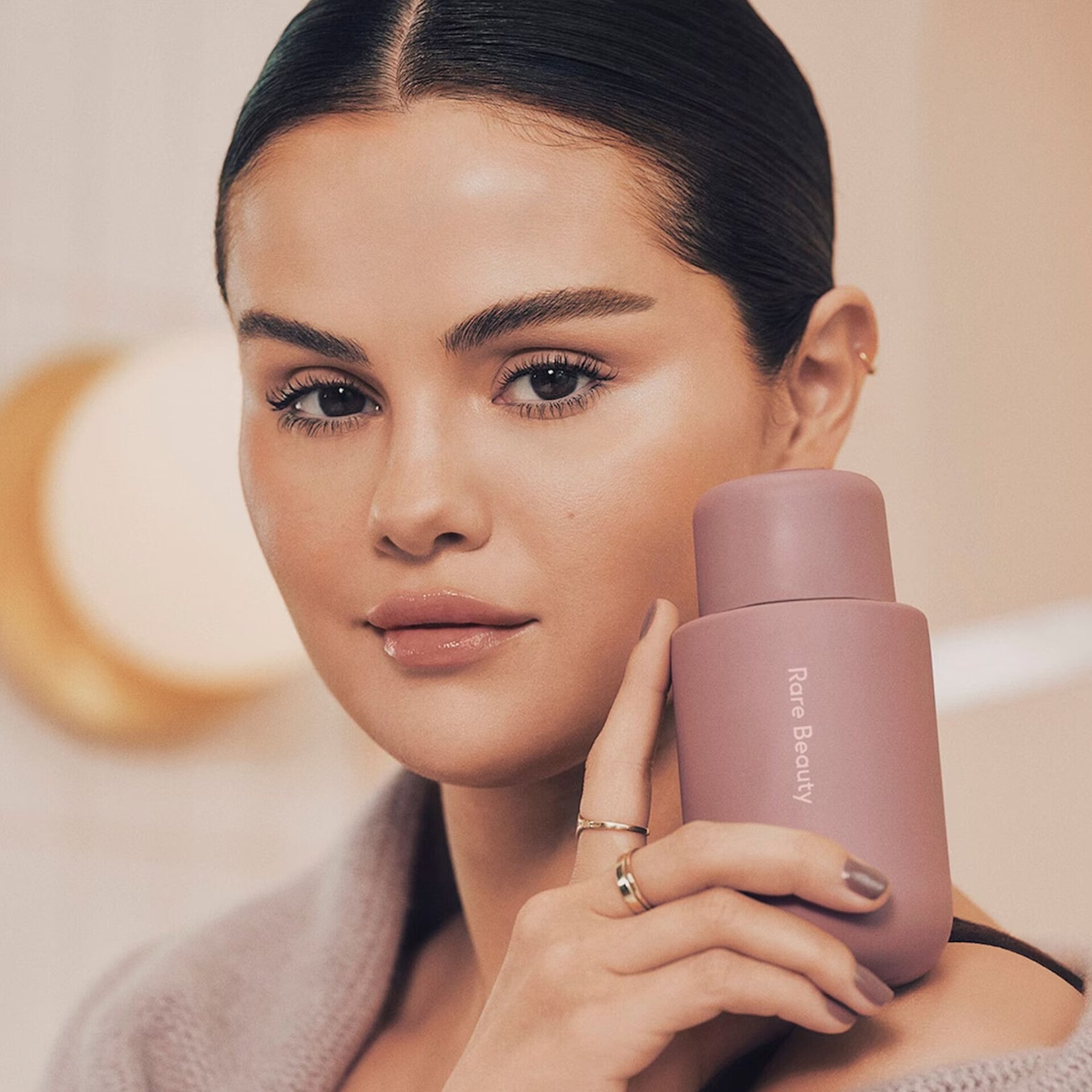 Rare Beauty - Find Comfort Hydrating Body Lotion - Lait hydratant pour le corps - 250ml