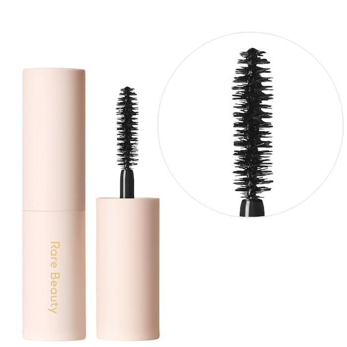 RARE BEAUTY - MINI Perfect strokes universal - Mascara volumisant - réf Black