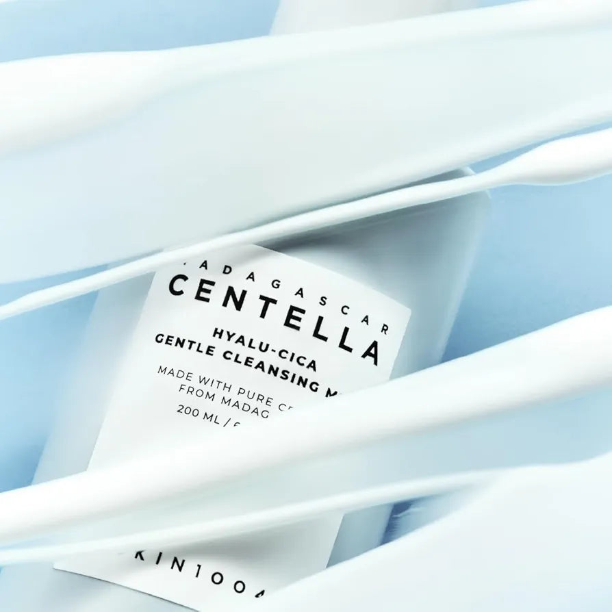 SKIN 1004 - Madagascar Centella Hyalu-Cica Gentle Cleansing Milk - 200ml